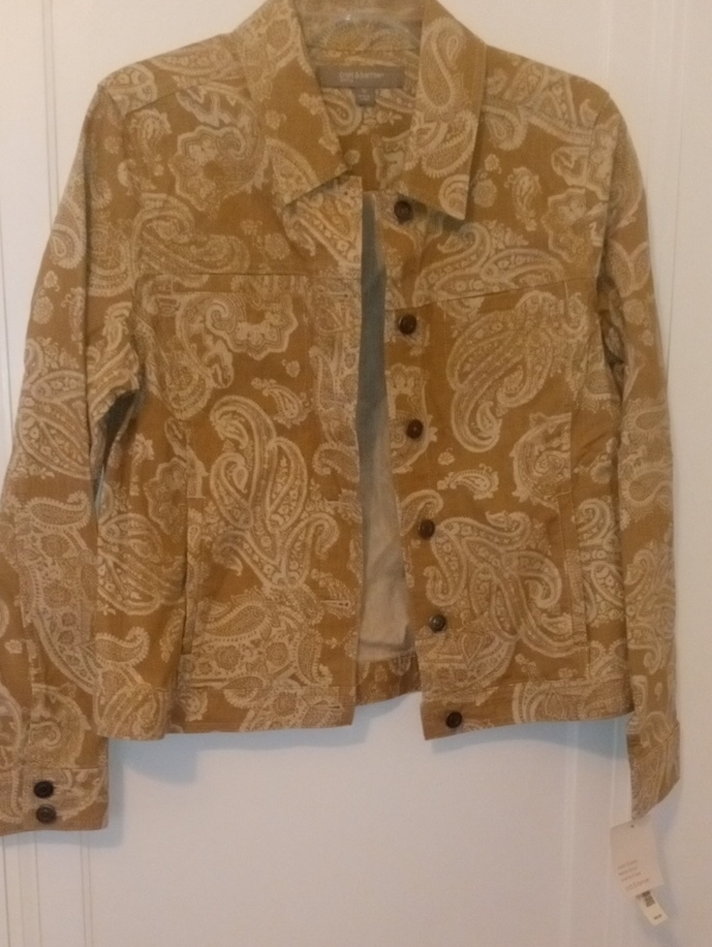 NWT women 12 denim jacket tan ivory print Croft & Barrow